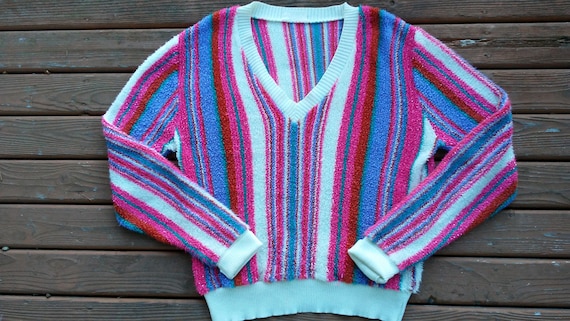 retro v neck sweater