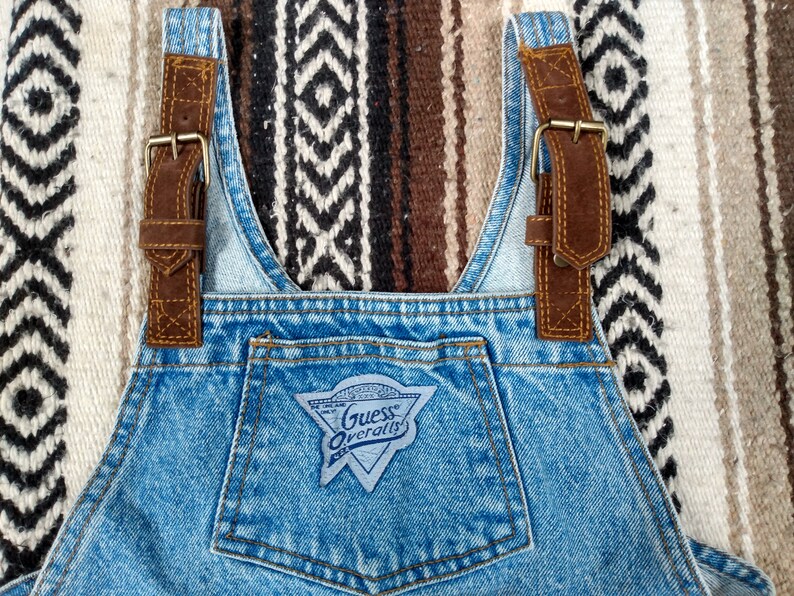 GUESS Jeans Kids Overalls denim blue Jeans 80s 90s Mint condition size 5 Youth pants bottoms leather shoulder straps designer USA Hip Hop ?