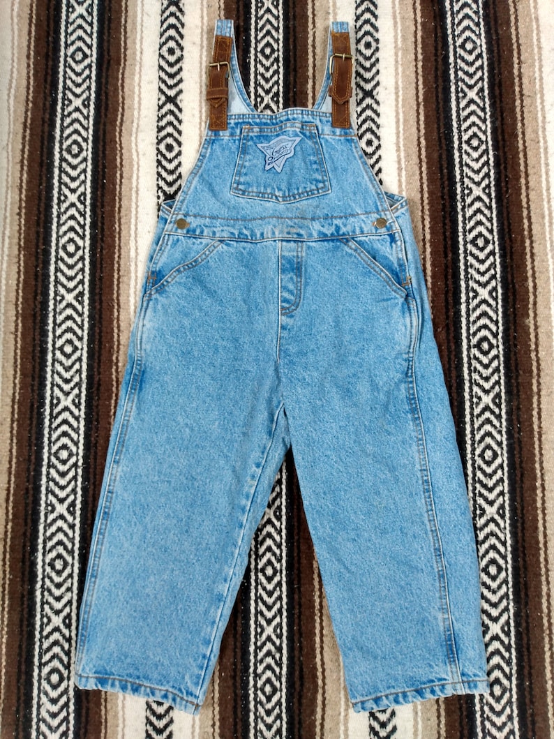 GUESS Jeans Kids Overalls denim blue Jeans 80s 90s Mint condition size 5 Youth pants bottoms leather shoulder straps designer USA Hip Hop ?