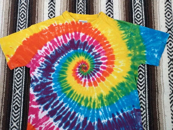 80s Tie Dye vintage T Shirt 100% Cotton rainbow c… - image 2