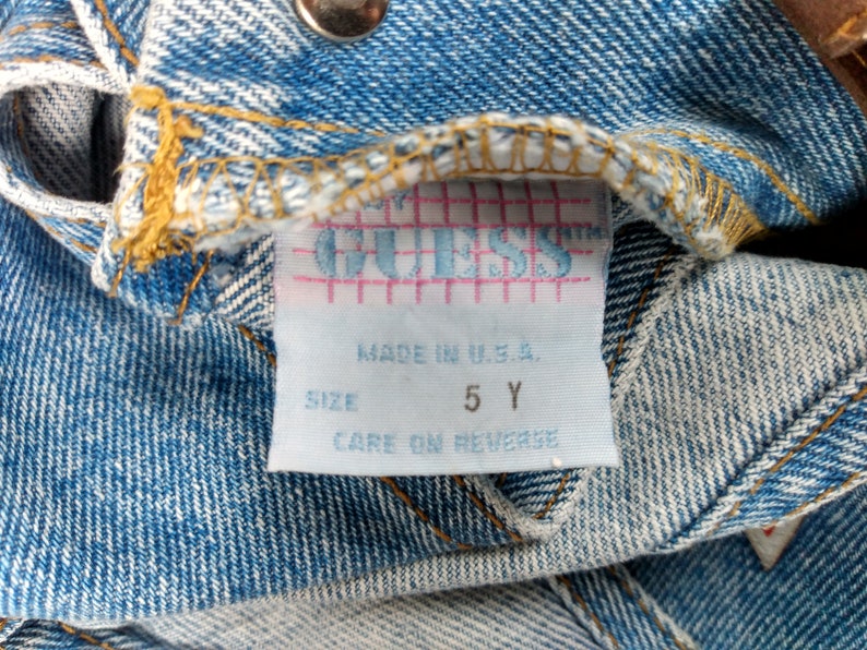 GUESS Jeans Kids Overalls denim blue Jeans 80s 90s Mint condition size 5 Youth pants bottoms leather shoulder straps designer USA Hip Hop ?