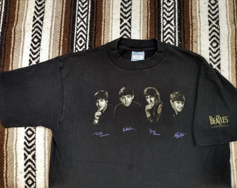 ヴィンテージ】 ビートルズBeatles ジョンレノン 缶バッジ 2個