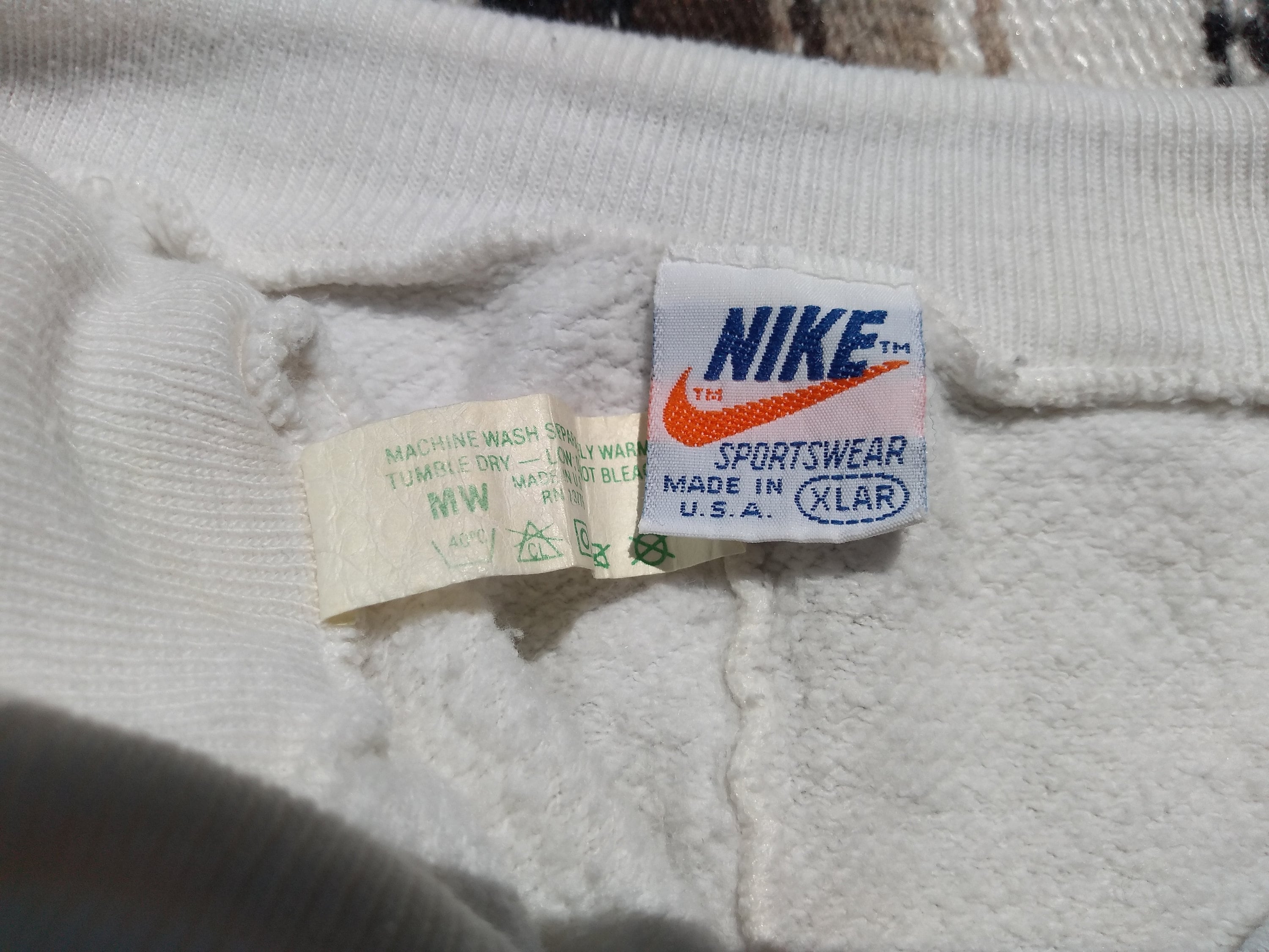 トップス vintage made in USA NIKE smeat cw Vintage 80's-90s Nike Embroidered Swoosh V-Neck T-Shirt