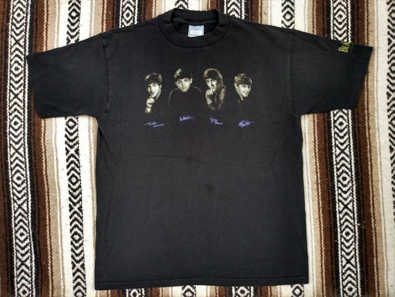 The Beatles vintage T Shirt 60s Classic Rock Band tee single