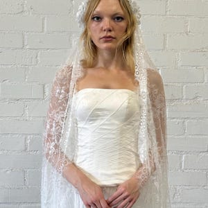 Vintage Style Lace Juliet Cap Bridal Veil image 6