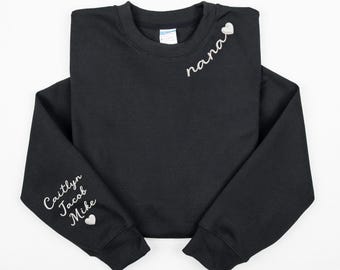 Custom Mama Sweatshirt with Kids Names, Personalized Grandma Hoodie, Mom Embroidered T-shirts, Gift for Mom Nana Grandma