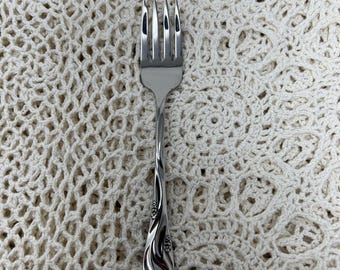 Cubiertos Oneida LORILEI de acero inoxidable con diseño floral brillante, tenedor para ensalada de 6.5 pulgadas de largo