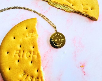 Collar con dije de galleta Rich Tea – Collar con dije de galleta británica – Joyería nostálgica para amantes del té