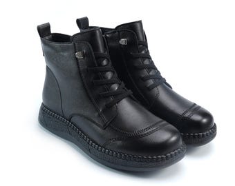 Handcrafted Full Grain Leather Ankle Boots, Soft Pigskin Insole, Mid Heel Zip Design, Retro Minimalist Cowhide Booties for Women,Winter Gift