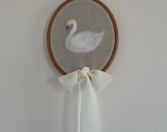 Gefilzte Wandkunst Schwan: Kinderzimmer Dekor, Erbstück Andenken, Baby Party, Personalisiert