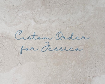 Custom Order für Jessica - Vintage Sweater Bear und großes Initialen-Set