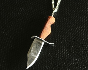 Buffalo Skinner Knife Necklace