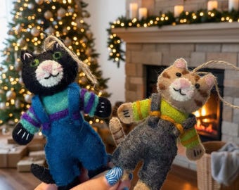Handmade Felt Cat Christmas Ornaments, Winter Helpers