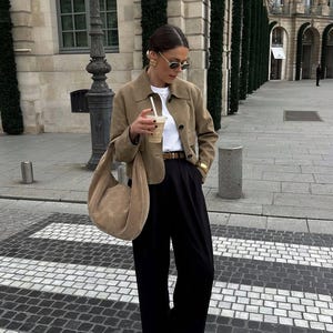 Cropped Tan Sheepskin Suede Jacket for Women – Minimalist Button Front Shacket, Parisian Style Camel Coat
