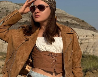 Braune Wildleder Bikerjacke Damen, kurze Schaffell Lederjacke, Vintage Western Style Moto Jacke, Statement Layer für jeden Tag