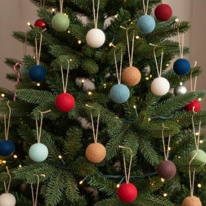 12 Palline Di Natale In Vetro Da 3 Cm Con Motivo Fiocchi Di Neve Glitterati - Colore Oro, Opache E Lucide Miste - Mini Decorazioni Per Albero, In Scatola Regalo