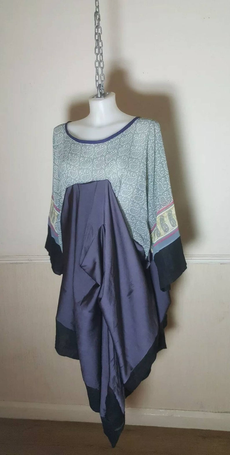 One-of-a-kind Handmade Saree abstract Kaftan kimono Dress One Size Boho Style Lagenlook Kaftan Kimono Dress
