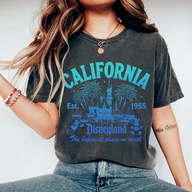 mickey friends tee, disney world 2026, disney park shirt, magic kingdom tee, disney vacation tee, disney family tee, retro disney tee, mickey graphic tee, disney trip shirt, disney group tee, comfort colors shirt, disney shirt, disney kids shirt