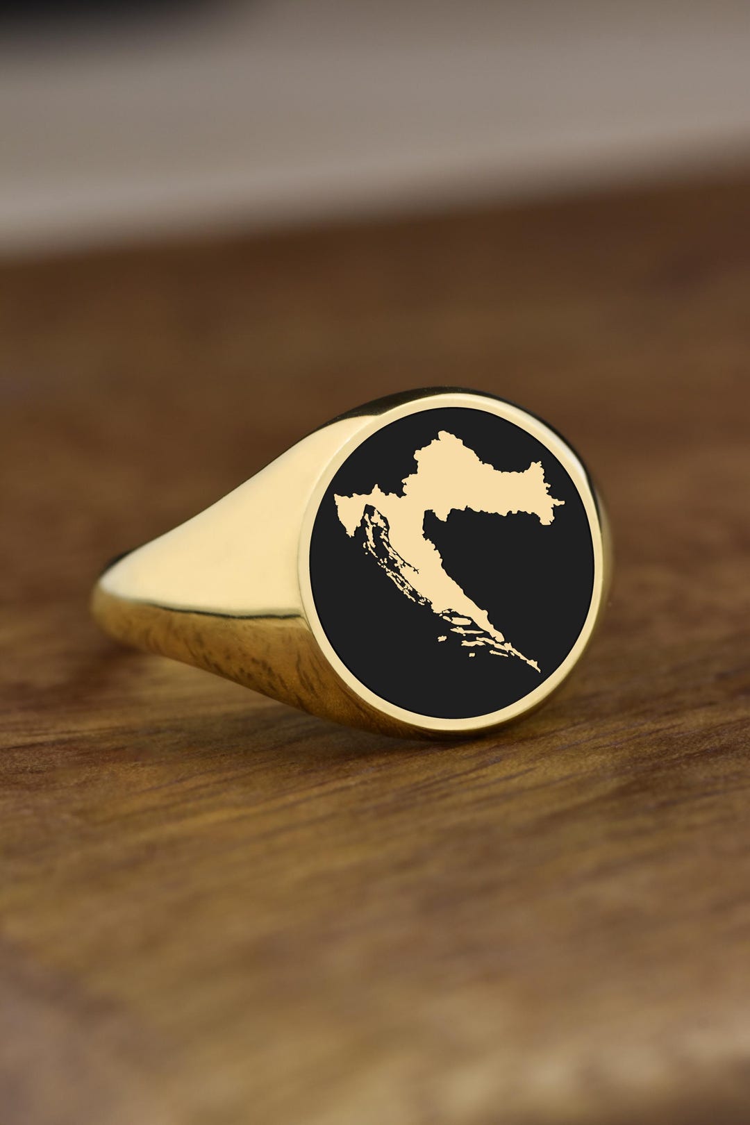 14K Gold Croatia Signet Ring, Personalized Balkan Enamel Ring, Split ...