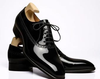 Handmade Men Black Patent Leather Oxfords Lace Up Stylish Shoes