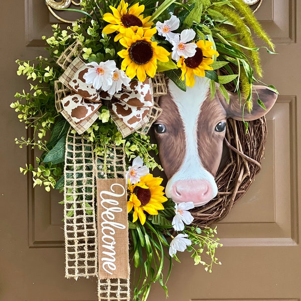 Rustic Cow Head Door Wreath with Sunflowers and Greenery, Rustic Farmhouse Decor, Country Cow Decor, Spring Wreath for Front Door