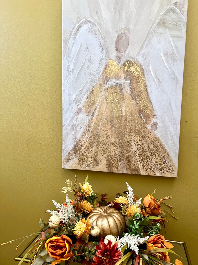 Festive Fall Farmhouse Floral Arrangement With Gold Pumpkin, Fall Table