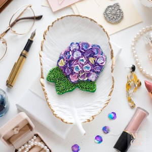 Kit de bordado de hortensias con cuentas para hacer broches, kit para hacer joyas florales, manualidades con broches de flores, kit de bordado con cuentas para regalar