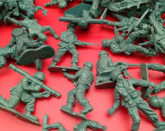 1989 Soldats de plomb de l'armée de terre verts pour hommes, lot de 70 jouets miniatures, clôture à canons des États-Unis, Seconde Guerre mondiale #toysoldats