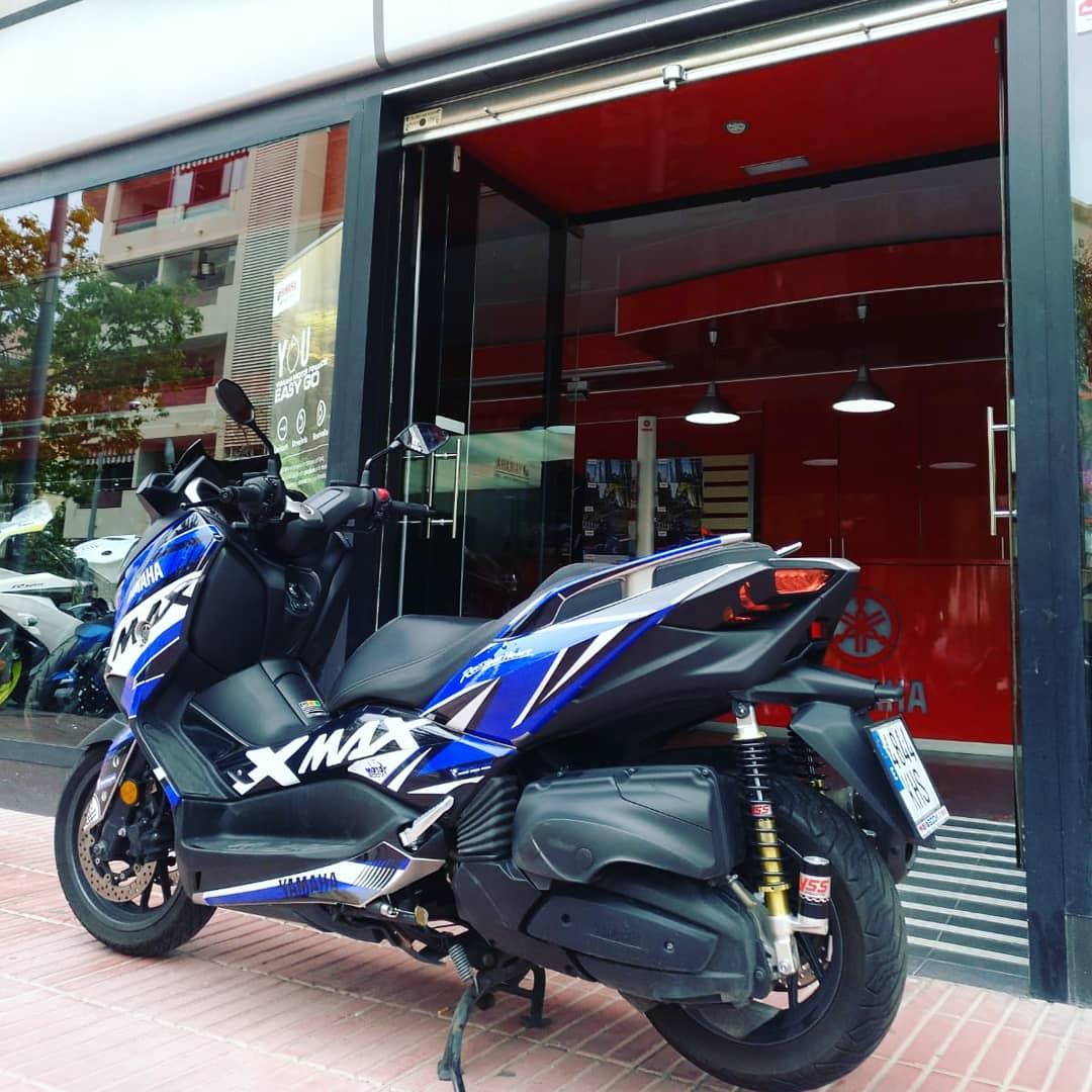 Yamaha XMAX 'STREET RACE' Graphics Kit – Custom Decals Vinyl Stickers ...
