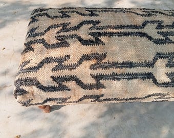 Ławka z juty kilimowej, naturalne/czarne tapicerowane pufy na koniec łóżka, rustykalny podnóżek w stylu boho do przedpokoju, ręcznie robione meble do domu