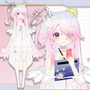 以下が含まれることがあります： ピンクと青の髪の毛、白いドレスに花のアクセントと赤いリボンを着たアニメスタイルのキャラクターのイラスト。キャラクターは大きな紫色の目を持ち、絵が描かれたタブレットを持っています。背景はソフトピンクです。