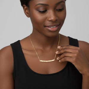 Personalisierte gravierte 14k Vergoldete Bar Halskette - Benutzerdefinierte Namen Geschenk für Mutter, Kinder, Geburtstag