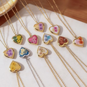 Custom Flower Locket heartshaped necklace, made with real pressed flowers, gift for her, anniversary, birthday, wedding, Holiday gifts