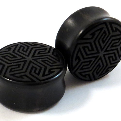 Lightning Bolt Holly Wooden Ear Plugs 0g 00g 000g 7/16 Etsy