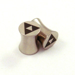Tri Force Surgical Steel Plugs - Double Flared - 2g 0g 00g 7/16" (11 mm) 1/2" (13mm) 9/16" (14mm) Triforce Gamer Metal Gauges