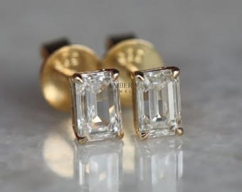 Simple Wedding Stud Earrings, Prong Setting 2.7 Ct Emerald Moissanite Earrings, Push Back Stud Earrings, Birthday Gift, Women's Earrings