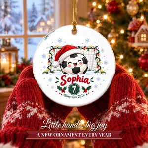Soccer Ornament Christmas 2026, Soccer Player Gift for Boys Girls, Santa Hat Ball Custom Name Keepsake, Kids Sports Ceramic Tree Decor afbeelding 8