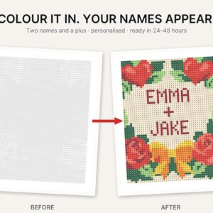 Op de afbeelding: Een gepersonaliseerde kunstprint op basis van een raster die een voor-en-na-transformatie toont. De linkerkant is een leeg raster en de rechterkant bevat een gekleurd ontwerp met de tekst EMMA + JAKE, rode harten, rode rozen en een gele strik.