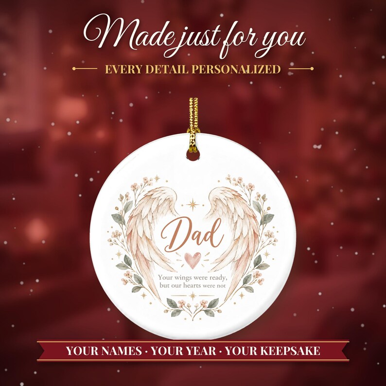 Mom Memorial Ornament, Angel Wings In Loving Memory Christmas Keepsake, Loss of Mom Sympathy Gift, Custom Name Remembrance afbeelding 2