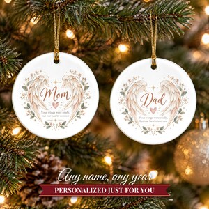 Mom Memorial Ornament, Angel Wings In Loving Memory Christmas Keepsake, Loss of Mom Sympathy Gift, Custom Name Remembrance afbeelding 9