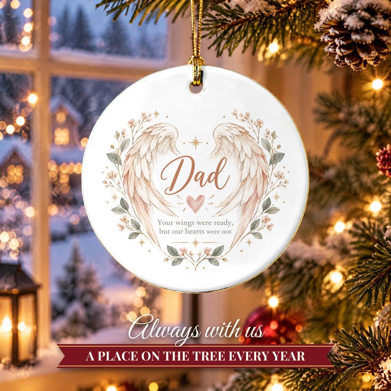 Mom Memorial Ornament, Angel Wings In Loving Memory Christmas Keepsake, Loss of Mom Sympathy Gift, Custom Name Remembrance afbeelding 8