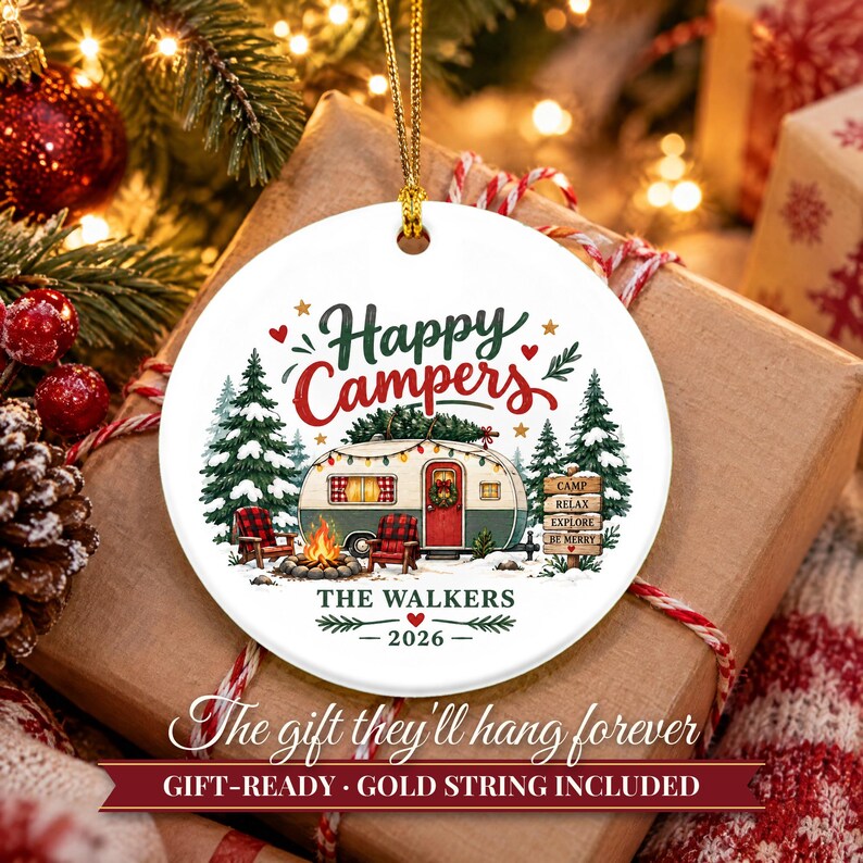 Camper Ornament Christmas 2026, Happy Campers Family Gift, RV Travel Trailer Custom Name Keepsake, Camping Lover Ceramic Tree Decor afbeelding 11