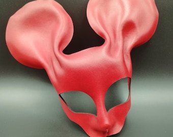 Mouse mask made of genuine leather. Elevate your animal cosplay with this leather mouse mask. Mouse mask