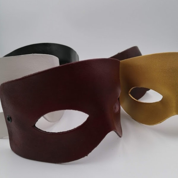 Leather mask.  Mask of Zorrro