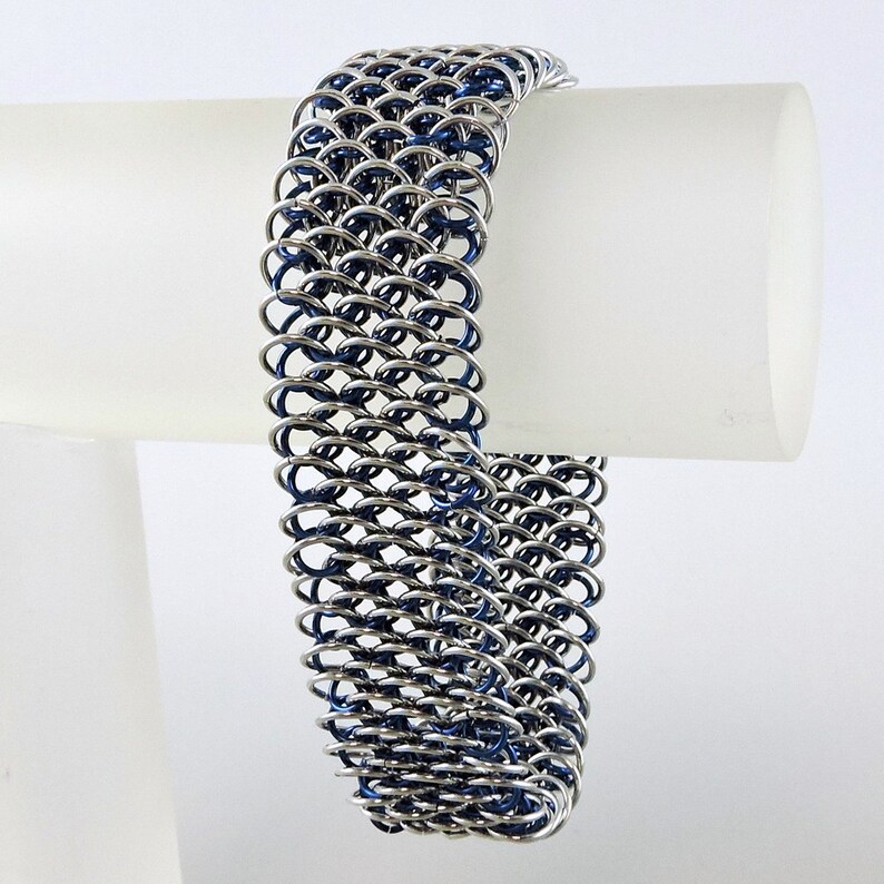 Micro Dragonscale Chainmaille Bracelet Blue & Silver Color | Etsy