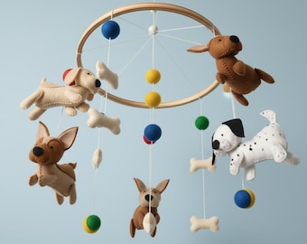 Móvil de fieltro con forma de perro para bebé, con bolas y huesos de colores, decoración para la habitación del cachorro (regalo para baby shower).