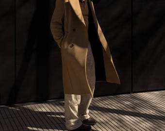 Blazer camel pour homme, idéal pour des tenues décontractées élégantes, veste de sport cintrée beige, veste habillée moderne
