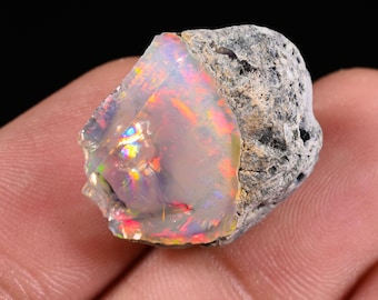 Opale éthiopienne Brute Naturelle De 14,40 Carats - Multi-feu - Non Traitée - Qualité Excellente