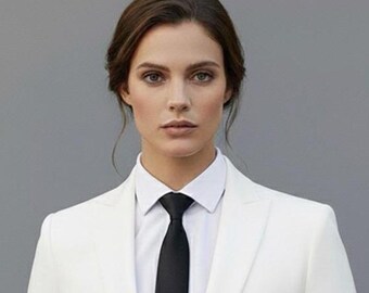 Stylish Women’s White Two-Piece Suit – Designer Inspired Formal Set