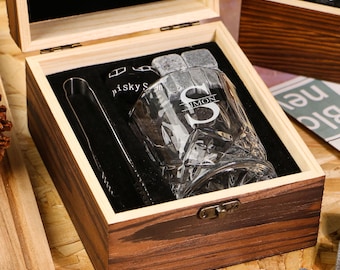 Personalisierte Gravur Whisky Gläser Geschenkbox,Trauzeuge Vorschlag,Geschenke für Männer,Weihnachtsgeschenk für Mann,Rum Glas Geschenkset
